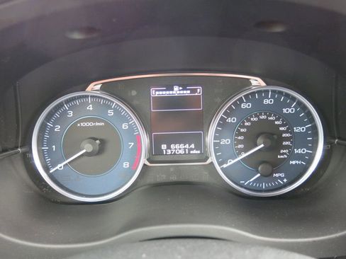 Used 2017 Subaru Crosstrek 2.0i Premium image 24