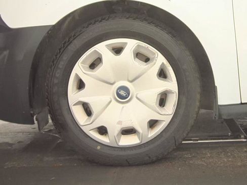 Used 2016 Ford Transit Connect XL FWD image 5