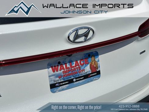 Used 2023 Hyundai Santa Fe SEL w/ Premium Package AWD/4WD image 10
