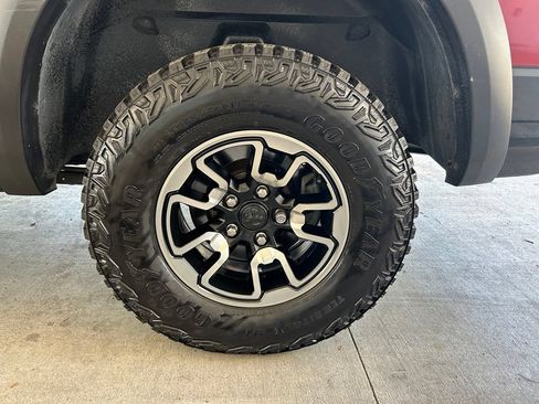 Used 2018 RAM 1500 Rebel w/ Luxury Group AWD/4WD image 23