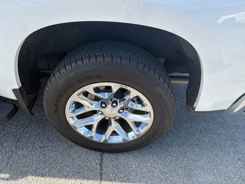Used 2025 Chevrolet Silverado 1500 LTZ w/ LTZ Premium Package AWD/4WD image 5