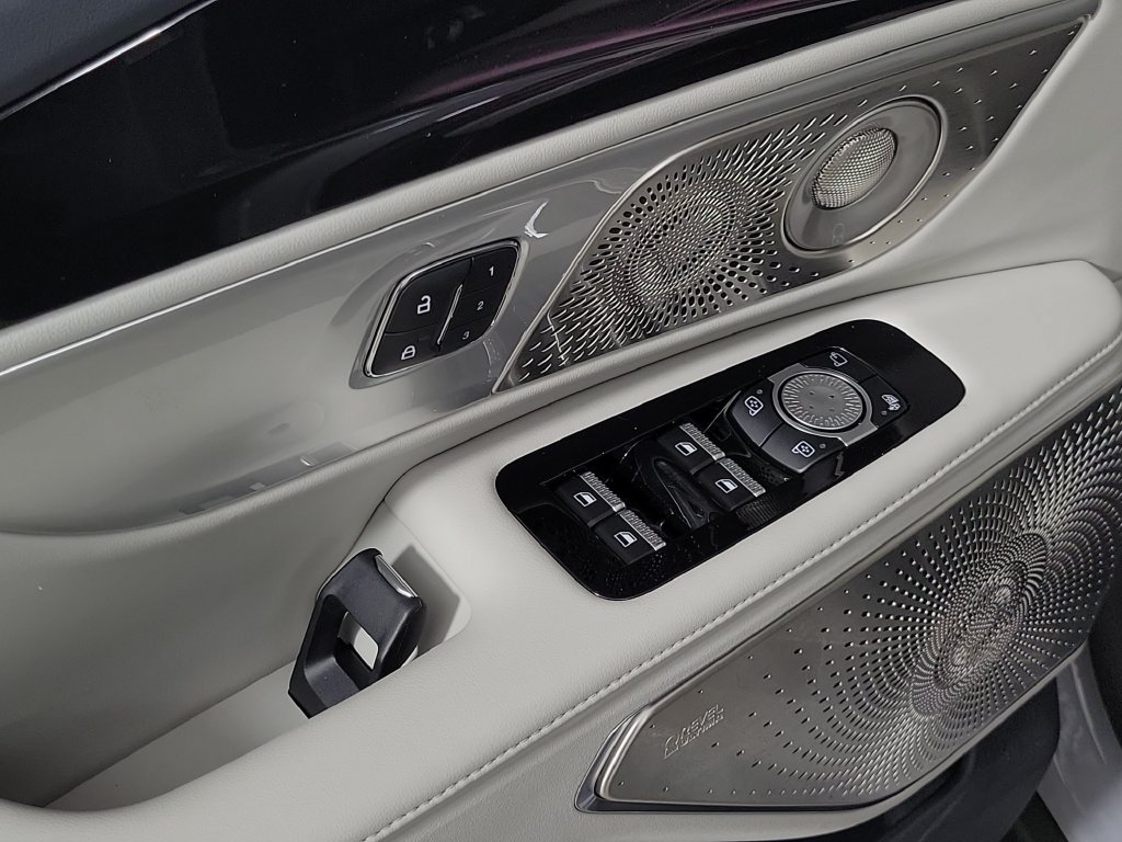 New 2026 Lincoln Nautilus Reserve AWD/4WD image 19