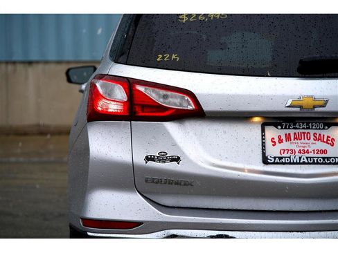 Used 2021 Chevrolet Equinox LT image 11