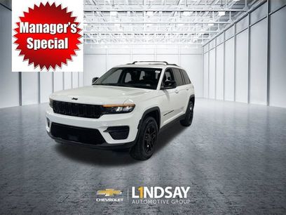 Used 2024 Jeep Grand Cherokee Laredo X