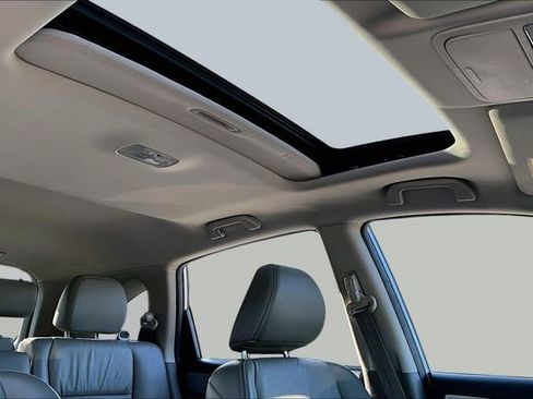 Used 2011 Honda CR-V EX-L image 23