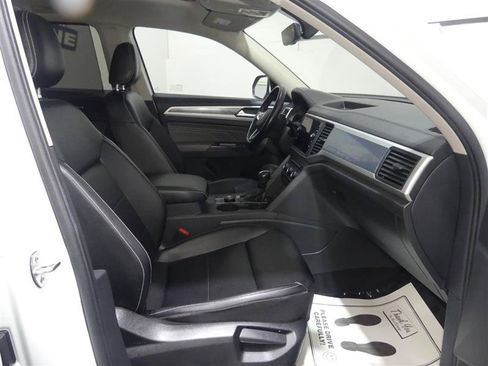 Used 2021 Volkswagen Atlas SE w/ Panoramic Sunroof Package AWD/4WD image 22