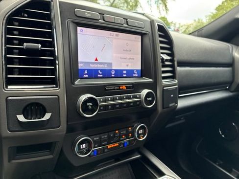 Used 2021 Ford Expedition XLT RWD image 30