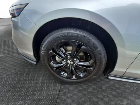 Used 2025 Honda Accord SE image 13