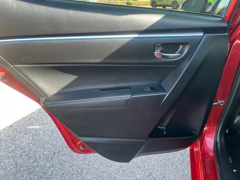 Used 2016 Toyota Corolla S FWD image 16