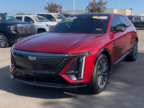 Used 2024 Cadillac Lyriq Sport w/ LPO, Floor Liner Package RWD image 2
