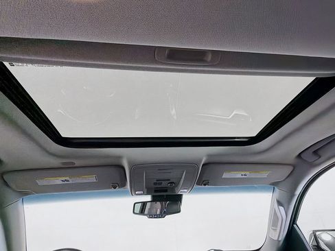 Used 2019 Chevrolet Tahoe Premier AWD/4WD image 15