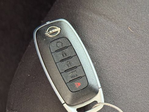 Used 2026 Nissan Altima 2.5 SV FWD image 18
