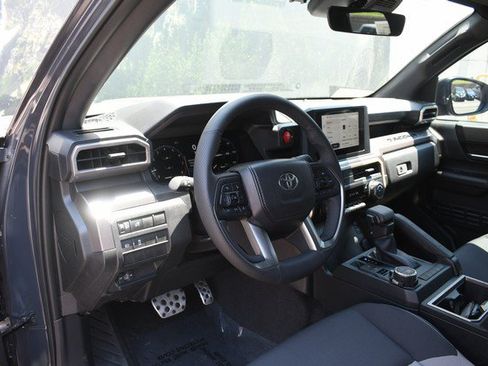 Used 2025 Toyota Tacoma TRD Sport AWD/4WD image 14