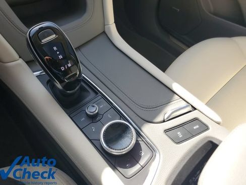 Used 2021 Cadillac XT5 Premium Luxury w/ LPO, Floor Liner Package FWD image 27