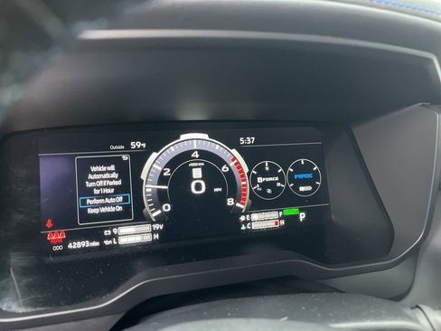 Used 2024 Toyota Tundra Platinum AWD/4WD image 7