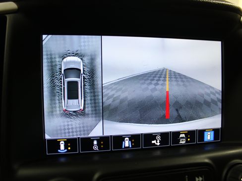 Used 2022 GMC Terrain SLT w/ Infotainment Package II AWD/4WD image 15