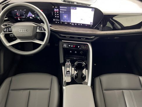 New 2025 Audi Q5 Premium Plus image 12