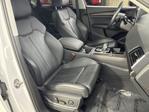 Used 2024 Audi Q5 2.0T Premium Plus AWD/4WD image 40