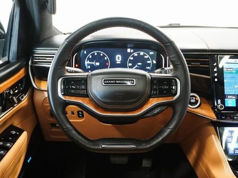 Used 2024 Jeep Grand Wagoneer Series III image 22