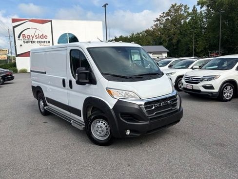 Used 2025 RAM ProMaster 2500 w/ U-Haul Equipment Group FWD image 2