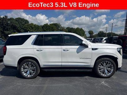 Used 2022 GMC Yukon SLT w/ SLT Luxury Package
