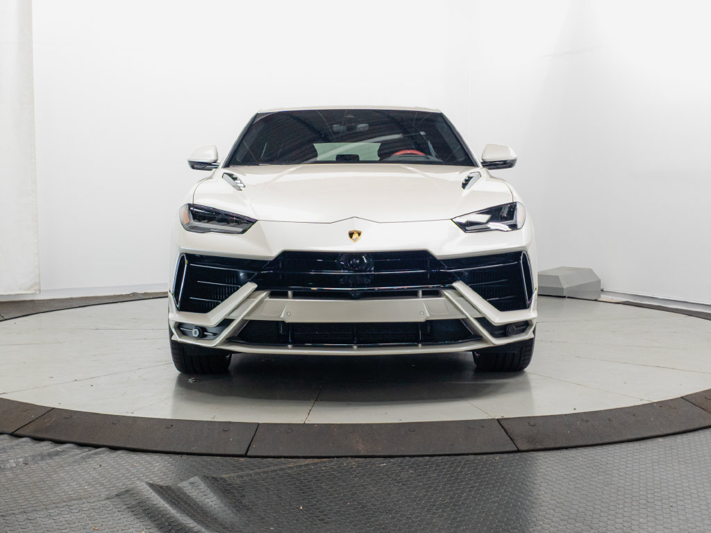 Used 2023 Lamborghini Urus S AWD/4WD image 2