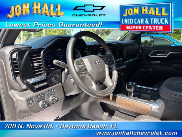 Used 2025 Chevrolet Silverado 1500 High Country w/ High Country Premium Package AWD/4WD image 21