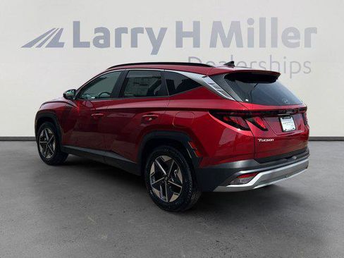 New 2026 Hyundai Tucson SEL FWD image 3