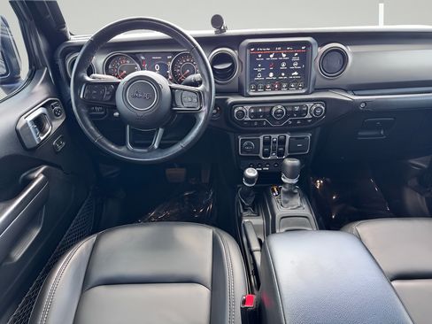 Used 2021 Jeep Gladiator Sport AWD/4WD image 5
