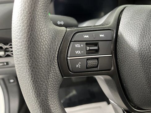 Used 2025 Honda Accord SE image 19