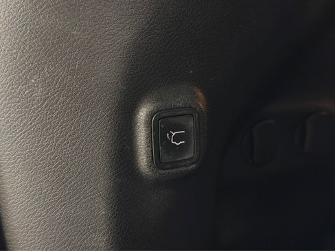 Used 2020 Jeep Cherokee Limited AWD/4WD image 45