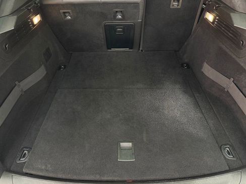 Used 2019 Maserati Levante image 31