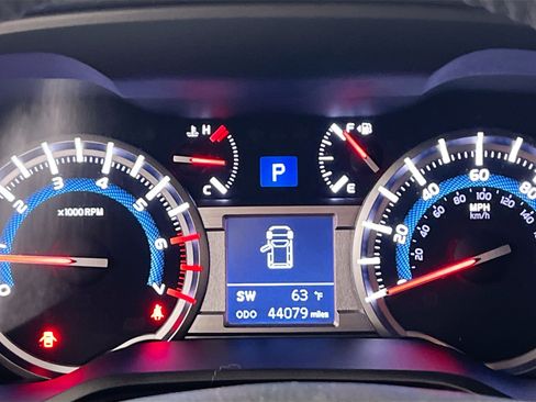 Used 2019 Toyota 4Runner Limited image 23