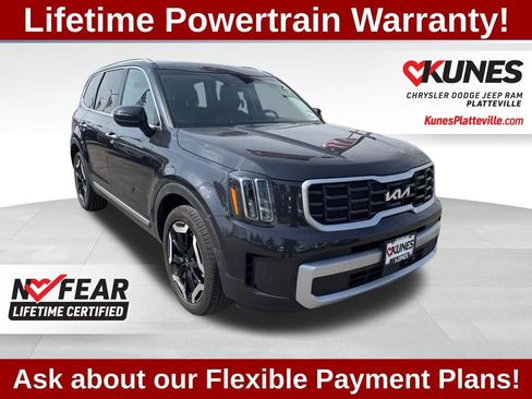 Used 2025 Kia Telluride S image 1