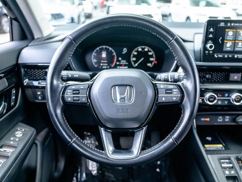 Used 2025 Honda CR-V EX-L image 19