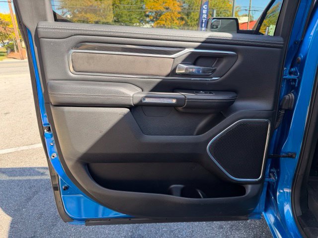 Used 2022 RAM 1500 Laramie w/ Sport Appearance Package AWD/4WD image 15
