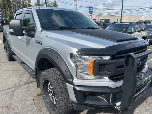 Used 2018 Ford F150 XLT w/ Equipment Group 302A Luxury image 4