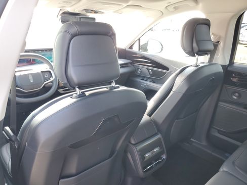 New 2026 Lincoln Nautilus Premier w/ Equipment Group 102A image 28