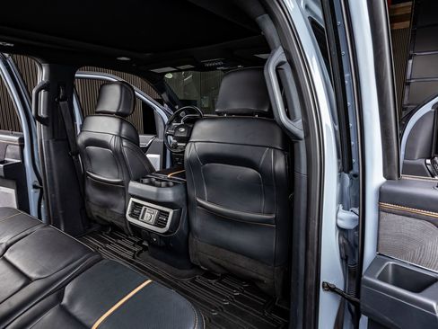 Used 2024 Ford F250 Platinum w/ Tremor Off-Road Package image 32