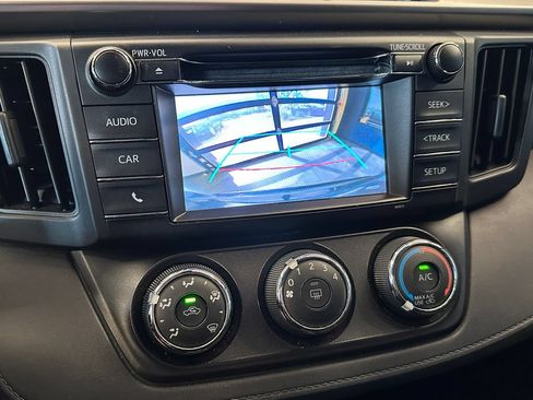 Used 2018 Toyota RAV4 LE w/ All Weather Liner Package AWD/4WD image 14