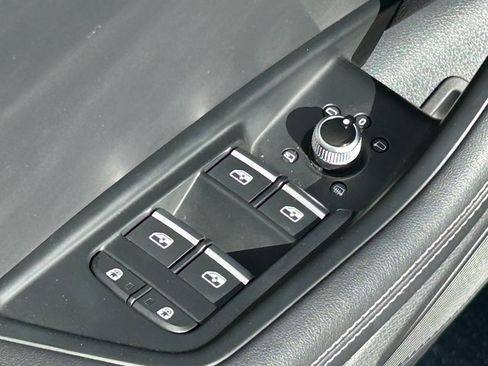 Used 2021 Audi A4 2.0T Premium Plus w/ Premium Plus Package image 27