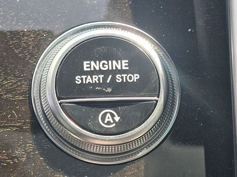 Certified 2026 Mercedes-Benz GLC 300 4MATIC image 37