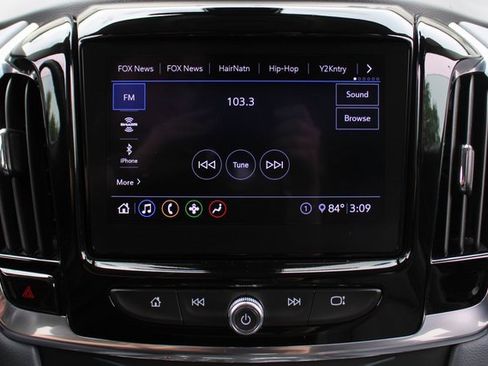 Used 2020 Chevrolet Traverse LT w/ Driver Confidence II Package image 24