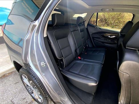 Used 2019 GMC Terrain Denali w/ Comfort Package image 23