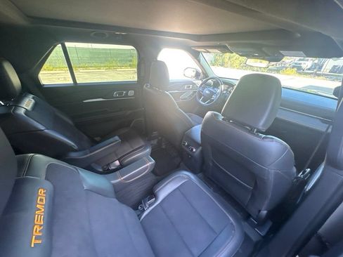 Used 2026 Ford Explorer Tremor w/ Tremor Ultimate Package AWD/4WD image 10
