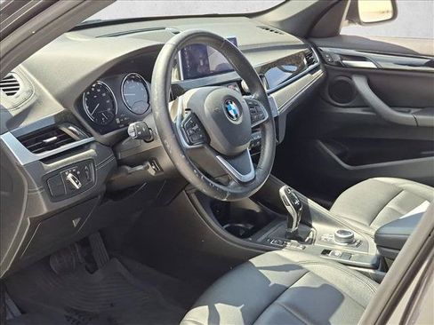 Used 2021 BMW X1 xDrive28i AWD/4WD image 9