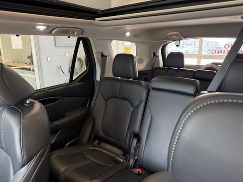 Used 2023 Honda Pilot Touring image 18