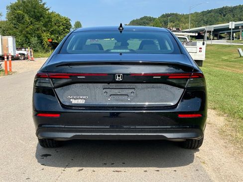 Used 2024 Honda Accord EX image 4
