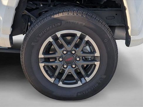 Used 2025 Toyota Tacoma TRD Sport AWD/4WD image 14