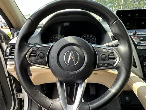 Used 2024 Acura RDX SH-AWD image 6